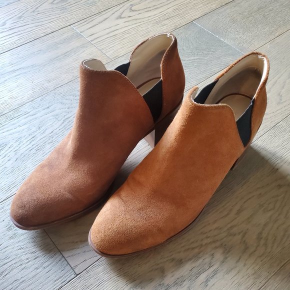 ZARA Brown Suede Booties - Picture 2 of 4